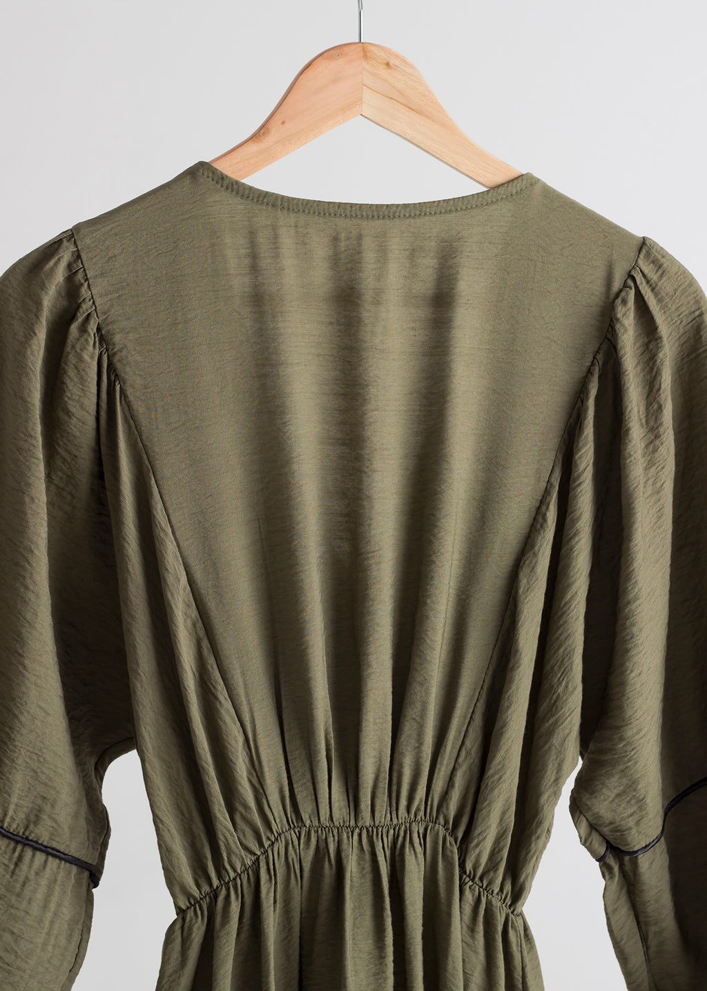 Long green Essence dress