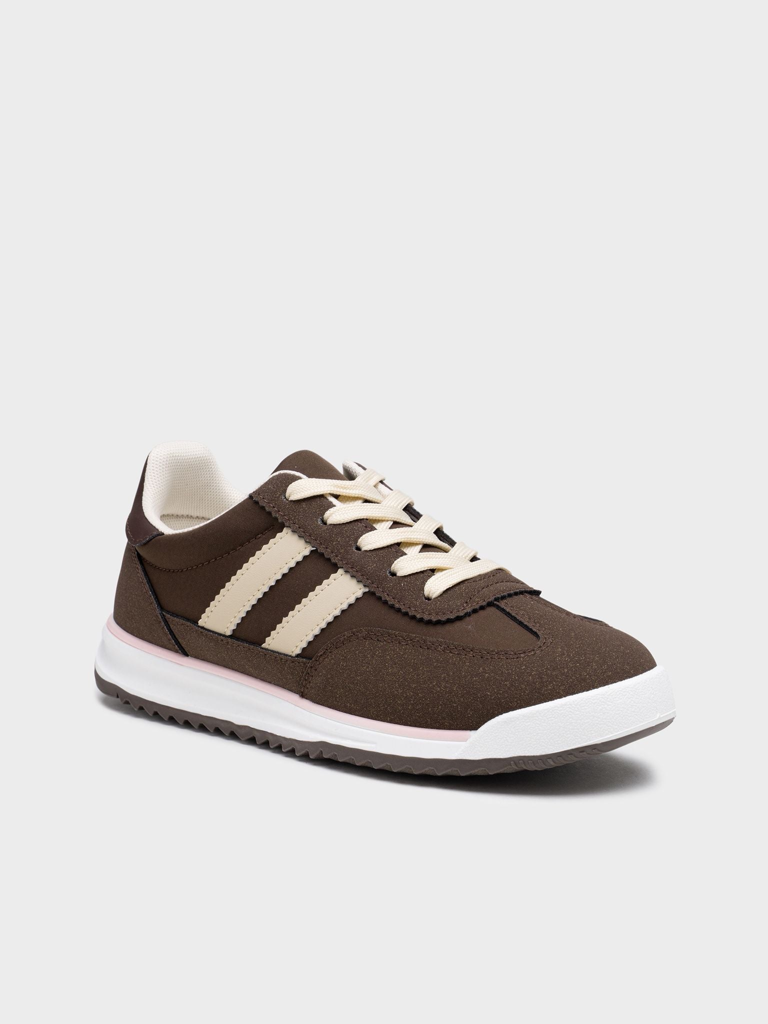 Retro chic Wine sneakers