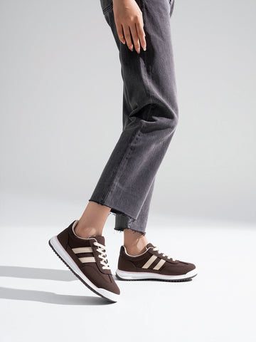 Retro chic Wine sneakers